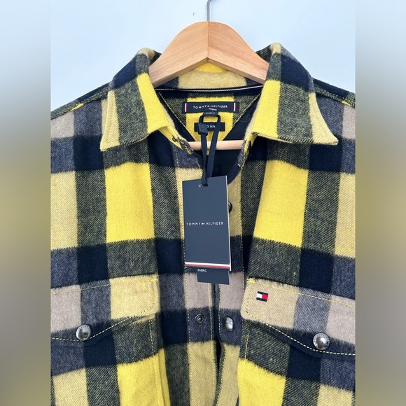 New with tags Tommy Hilfiger Jacket - Picture 5 of 5